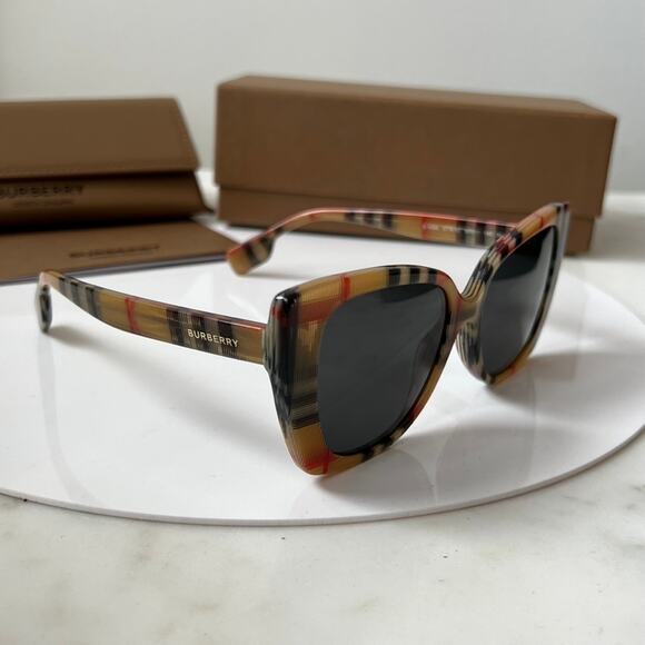 NEW Burberry BE4393 Meryl Check Print Cat Eye Sunglasses - Picture 9 of 10